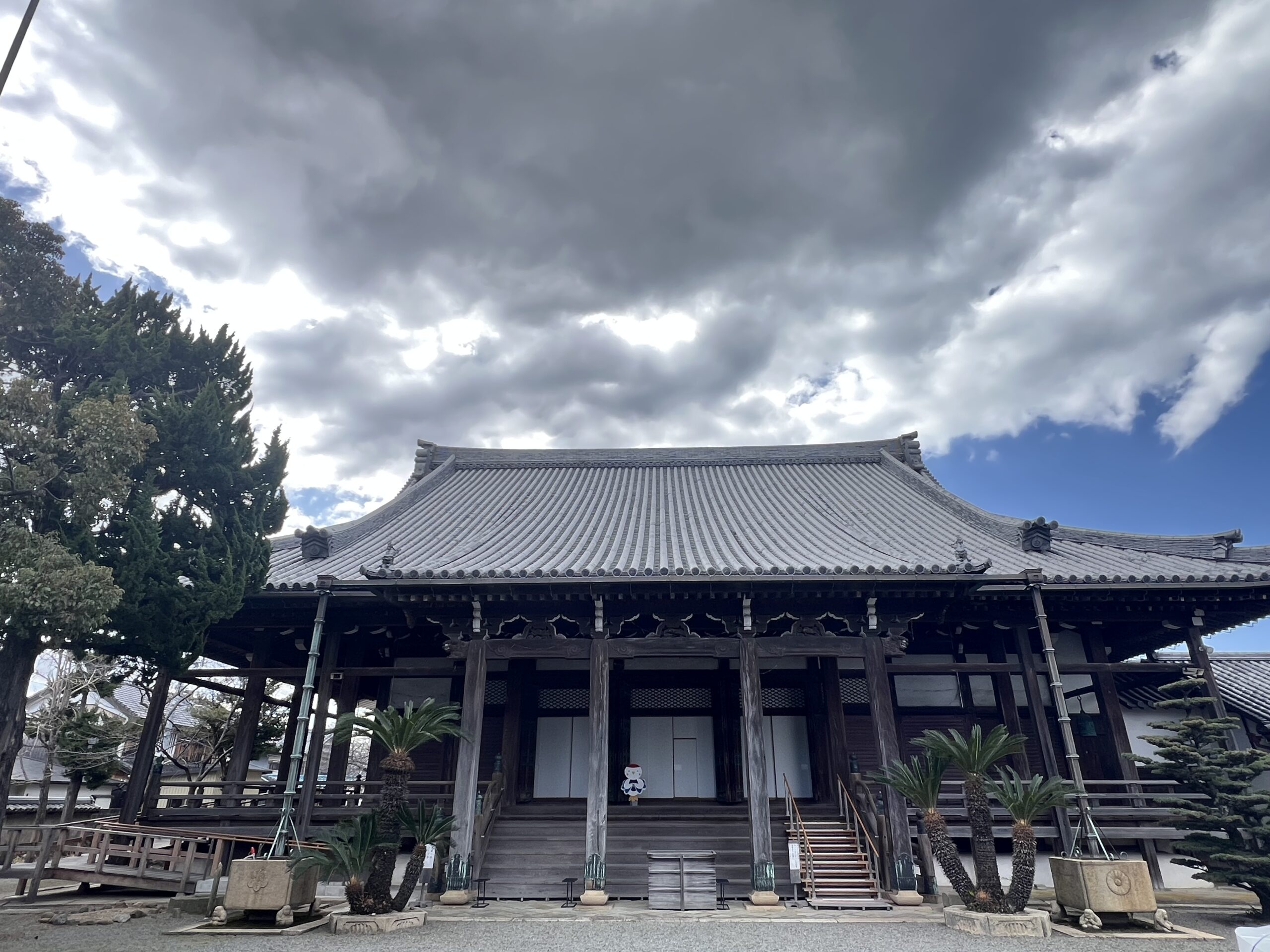 本願寺尾崎別院　本堂